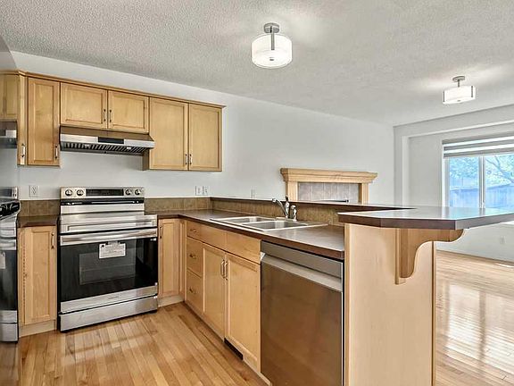 5th image of 280 S Panora Close NW