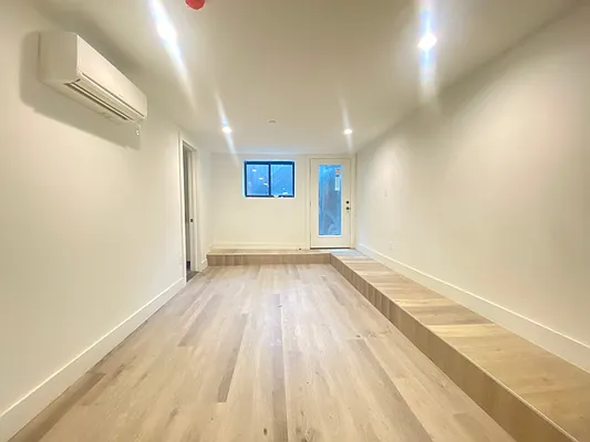 Rented by Dream Space Realty | media 14