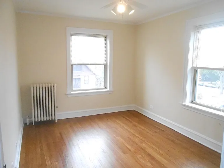 914 Crain St #1 — Photo 5