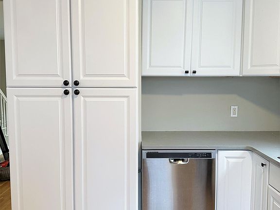 2nd image of 91 Quincy St #1