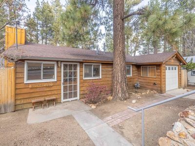 437 Barrett Way, Big Bear City, CA, 92314