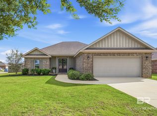 9394 Clayton Dr, Fairhope, AL 36532