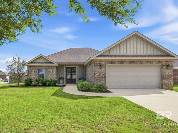 9394 Clayton Dr, Fairhope, AL 36532