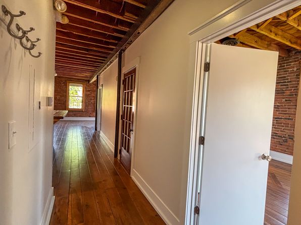 1318 Main St #5