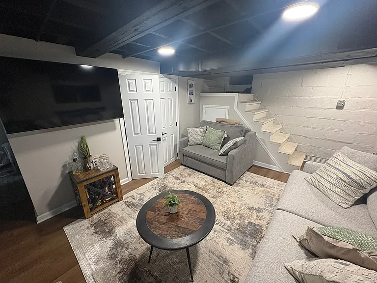 207 Delaware Ave — Photo 28