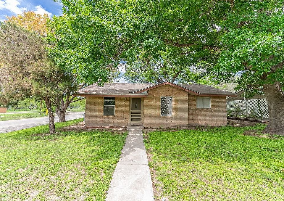 1st image of 316 W Nueces St