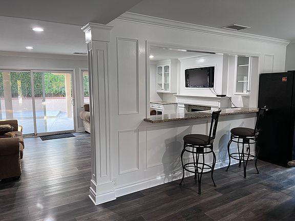 3rd image of 25132 Tasman Rd