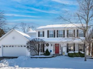 1600 Summerpoint Ct, Fenton, MO 63026