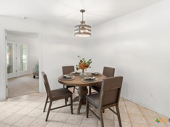 5th image of 15 Spalding Cir