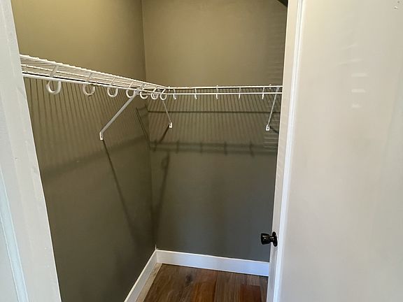 4th image of 3434 N Capitol Ave #1