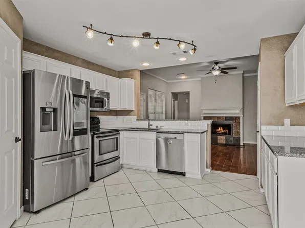 109 N Rolling Meadows Dr, Wylie, TX 75098