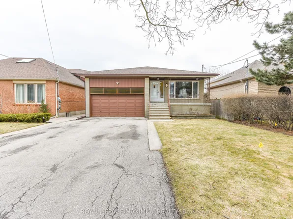 78 Roxaline St, Toronto, ON M9P 2Z2