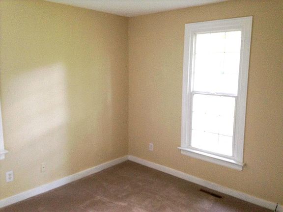 4th image of 10206 Finlandia Ln