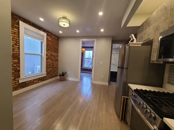 89 Beadel Street 2L image 1 of 10