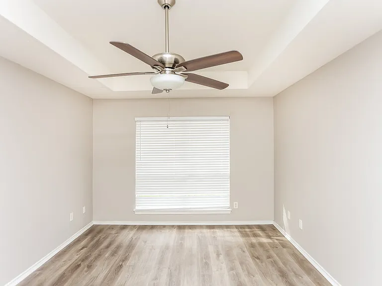 822 Astaire Ave — Photo 8