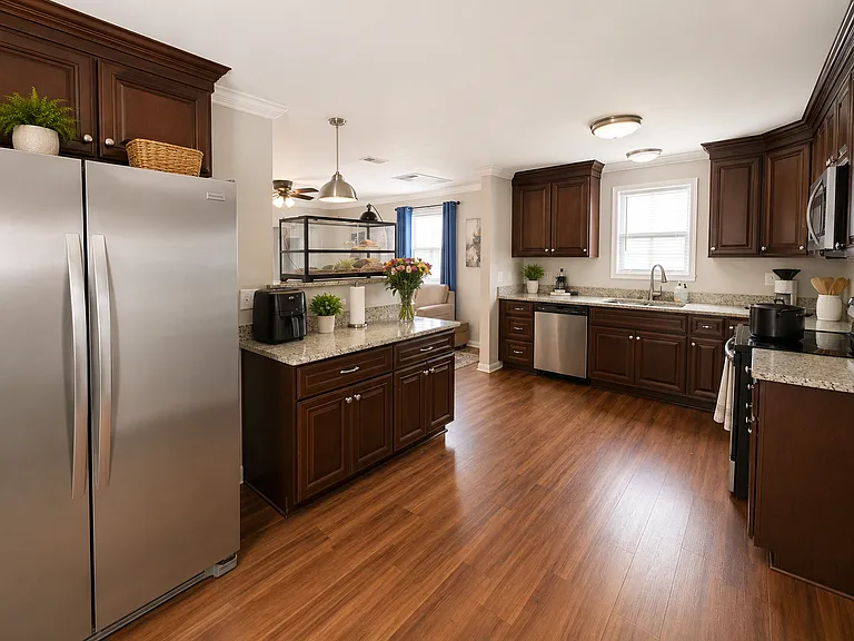 1316 Atlanta Ave — Photo 5