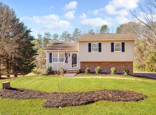 7942 Snyder Farm Rd, Tobaccoville, NC 27050