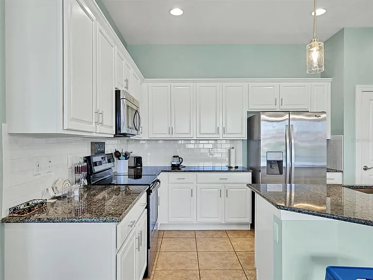 10424 Crooked Creek Dr — Photo 18