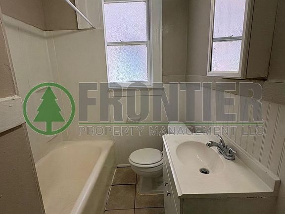 5th image of 4759-61 Alaska Ave APT B