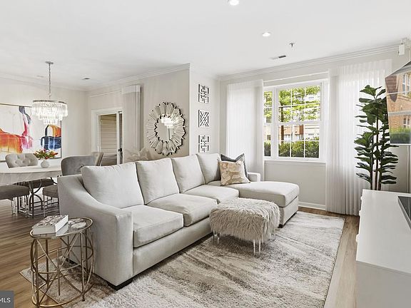 3rd image of 400 Symphony Cir Unit 146D