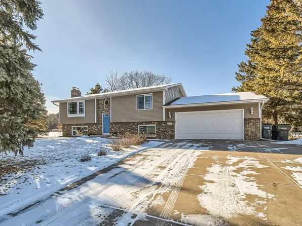 7869 Meadow View Trl, Lino Lakes, MN 55014