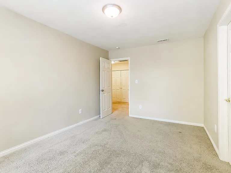 4768 Beach Club Dr — Photo 11
