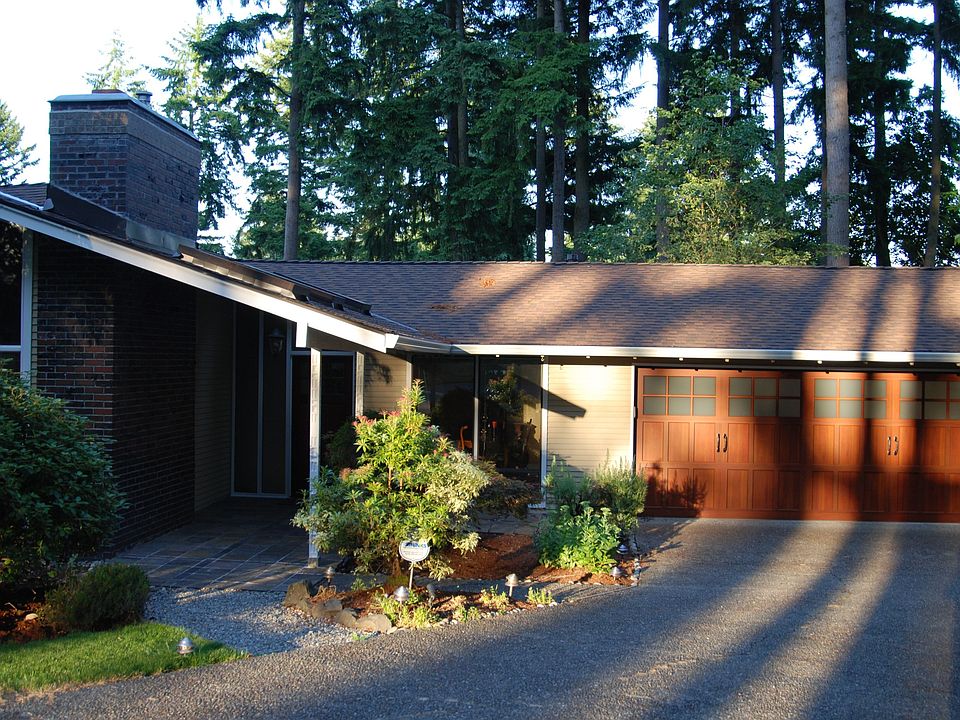 1st image of 2814 165th Pl NE