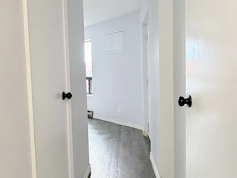 10 Pearl St W #106 — Photo 13