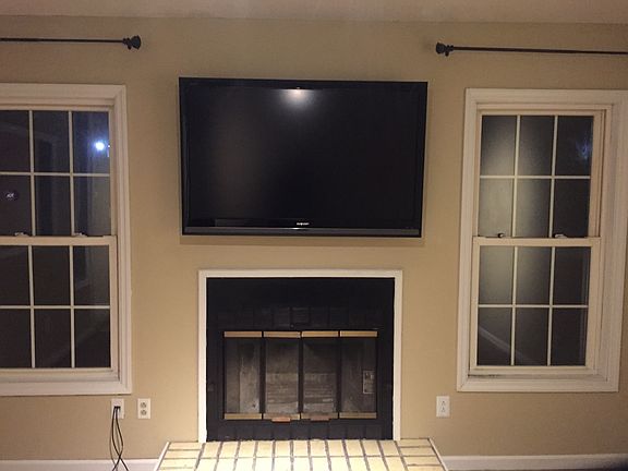 4th image of 736 Pinewood Dr