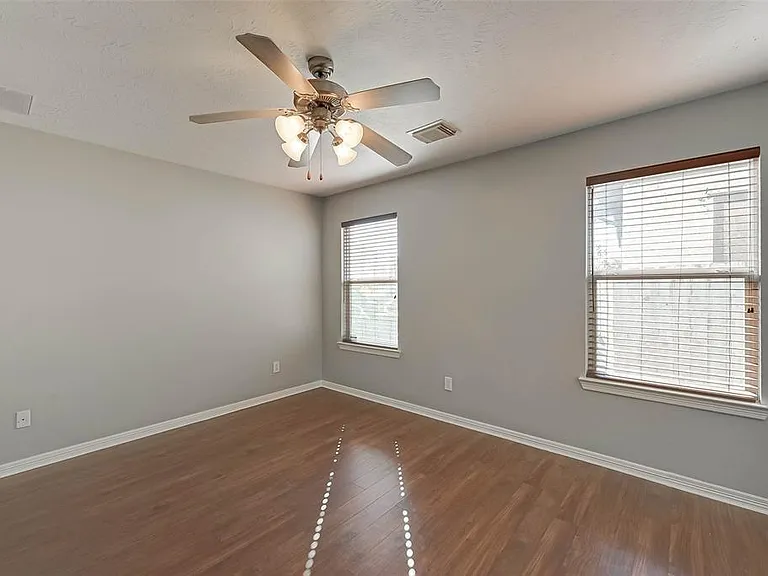 3508 Garrow St — Photo 9