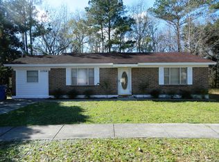 11756 W Raven Dr, Jacksonville, FL 32218