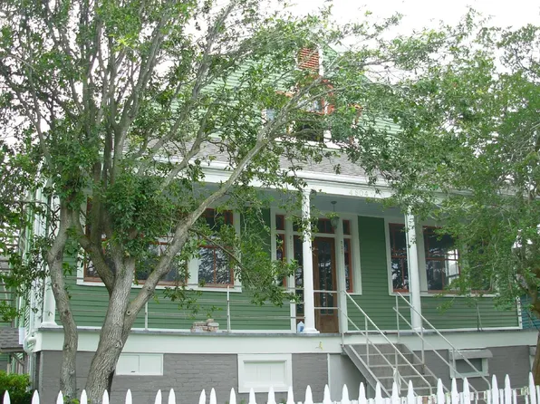 4804 Camp St APT 202, New Orleans, LA 70115