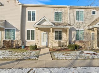 95 Strawflower Ct, Romeoville, IL 60446