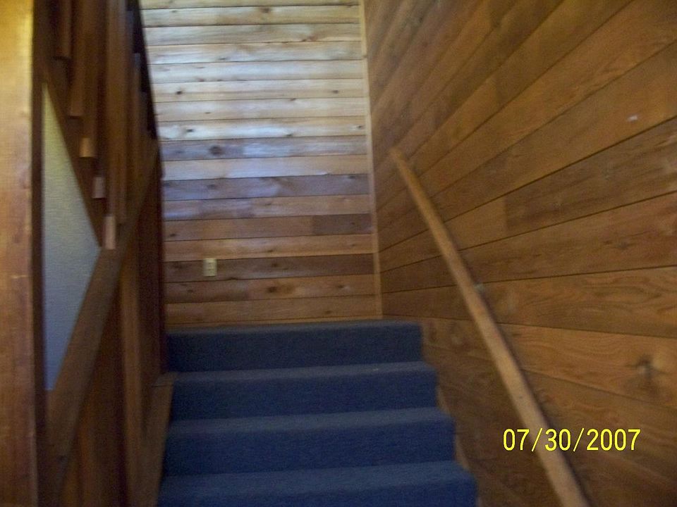 2nd image of 710 W Walnut St #4