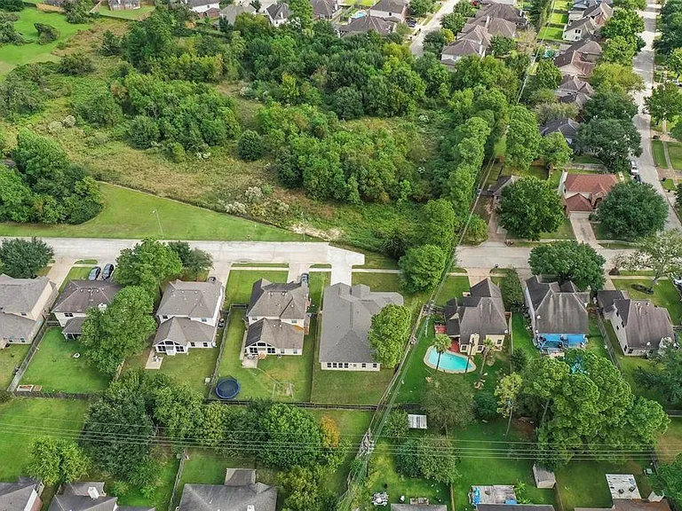 17403 Harmony Hill Dr — Photo 26