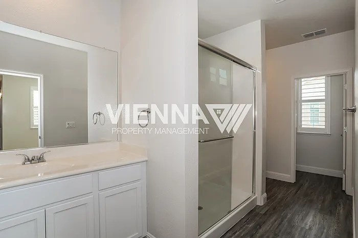 249 Rochdale St — Photo 12