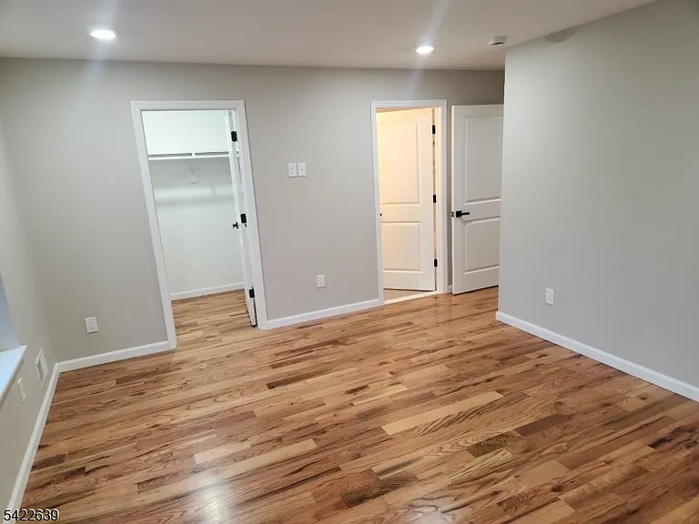 410 S 8th St — Photo 8