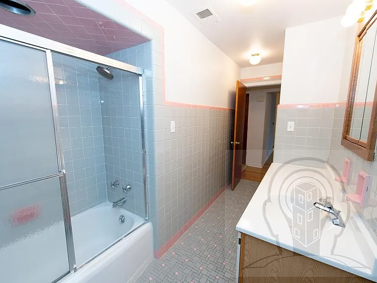 5222 W Belmont Ave #2F — Photo 11