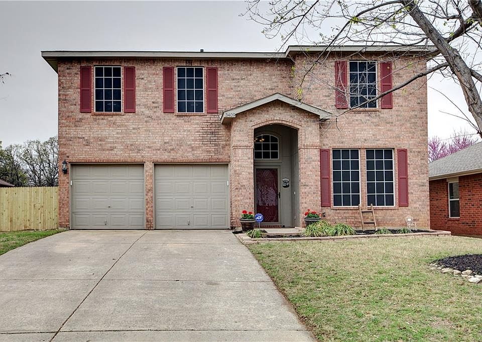 1st image of 3409 Cliff Oaks Dr