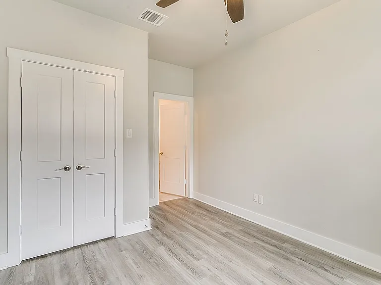 3210 Forest Park Blvd — Photo 7
