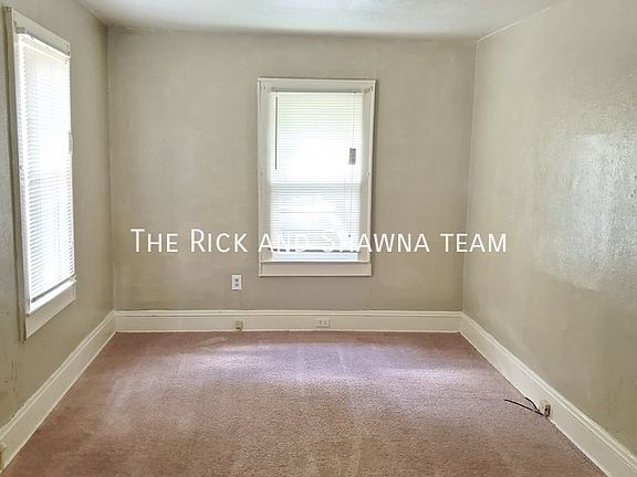 3rd image of 1105 Oak Ave