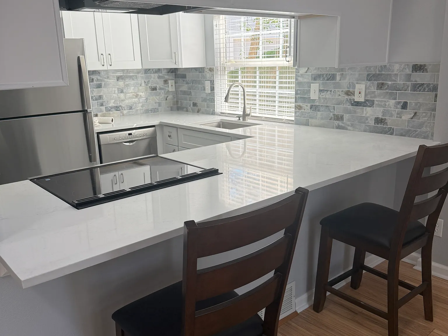3 bed, 1600 sqft, $2,600 — Photo 2