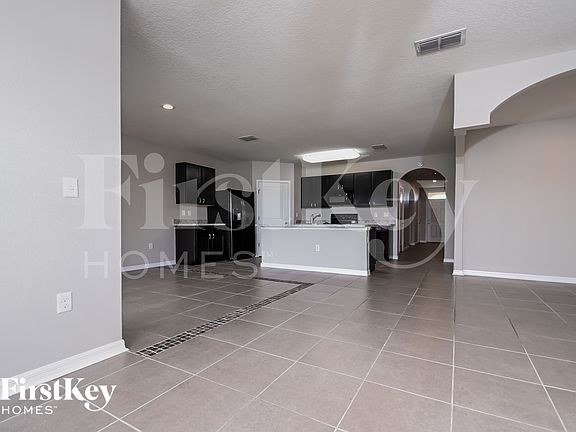 3rd image of 3207 Pemberly Park Dr
