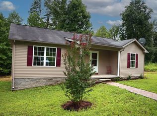 91 Windy Cove Rd, Stanton, KY 40380