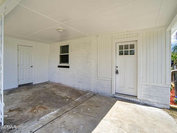 4th image of 5949 N MAPLE LEAF Drive