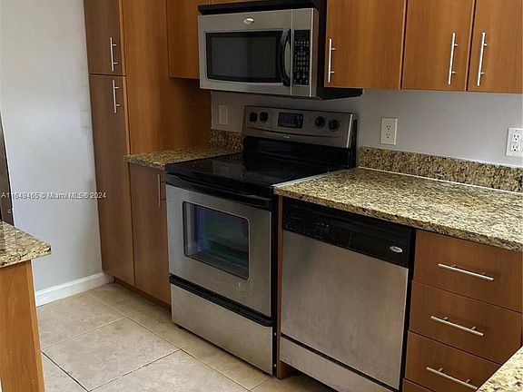 2nd image of 1385 Crystal Way APT L