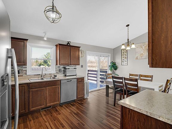 3rd image of 5148 Tulip Ave
