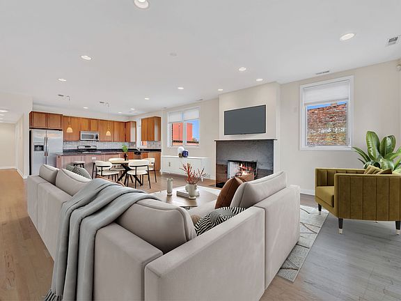 5th image of 1830 N Milwaukee Ave APT 403