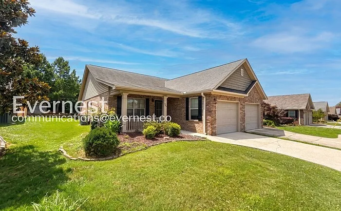 958 Colony Cir — Photo 2