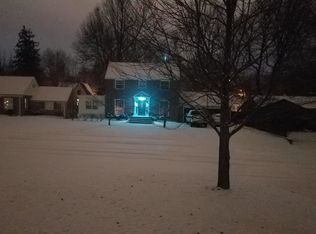 910 E University St, Springfield, MO 65807